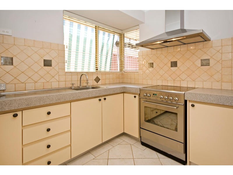 13B Wapengo Close, South Lake WA 6164