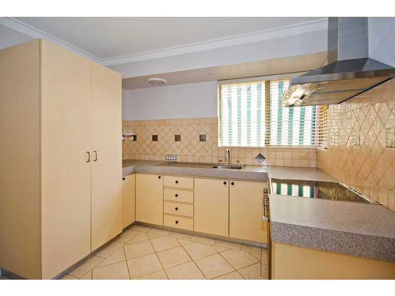 13B Wapengo Close, South Lake WA 6164