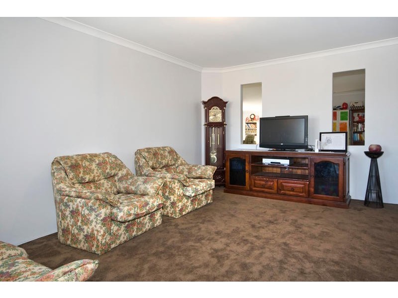 11 Heathcote Way, Bertram WA 6167