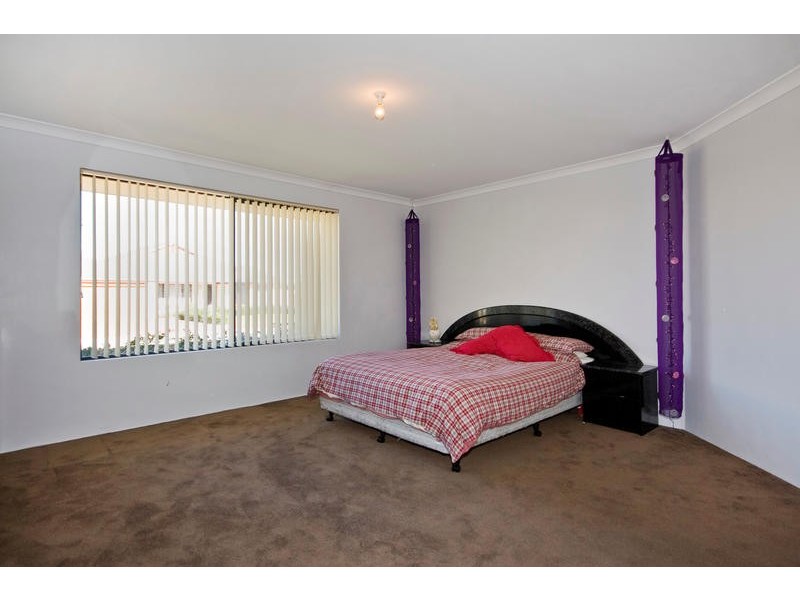 11 Heathcote Way, Bertram WA 6167