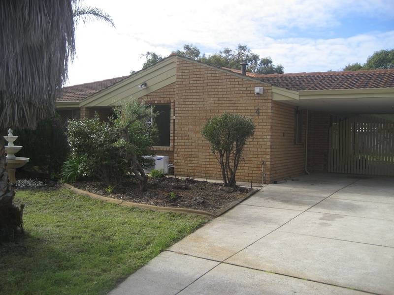 4 Little Lake Rise, South Lake WA 6164