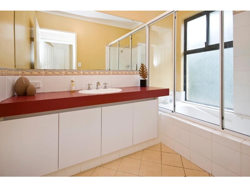 27 Inn Close, Bibra Lake WA 6163