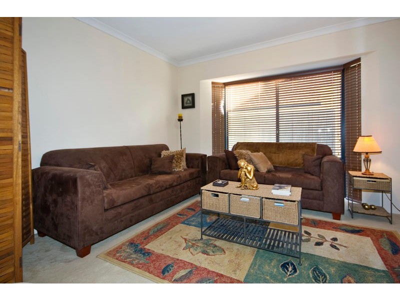 27 Inn Close, Bibra Lake WA 6163