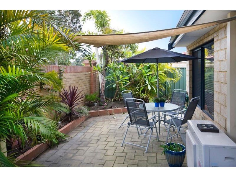 27 Inn Close, Bibra Lake WA 6163