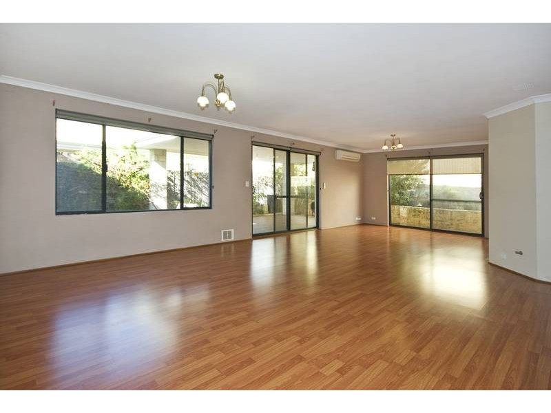 26 Millstream Place, Success WA 6164