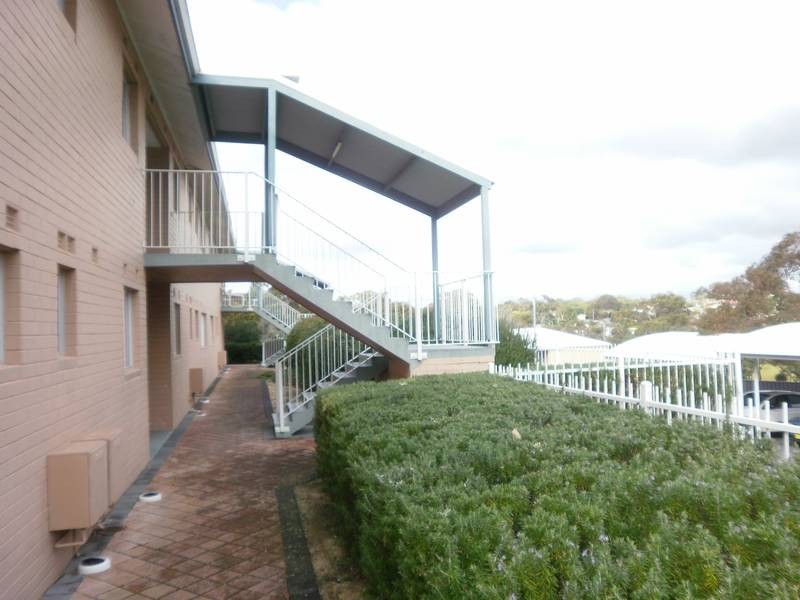 11/16 Jecks Place, Orelia WA 6167