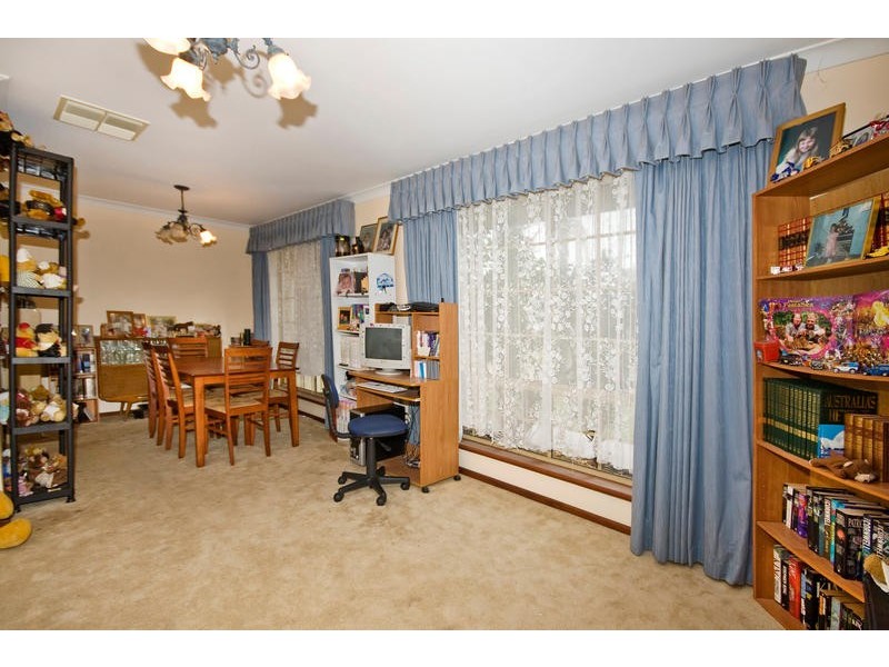 10 Magnolia Gardens, Yangebup WA 6164