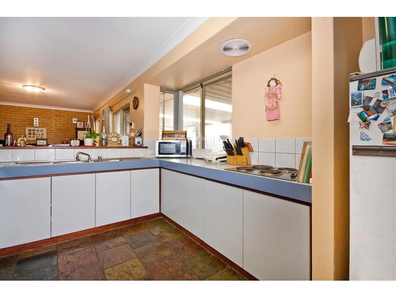 10 Magnolia Gardens, Yangebup WA 6164