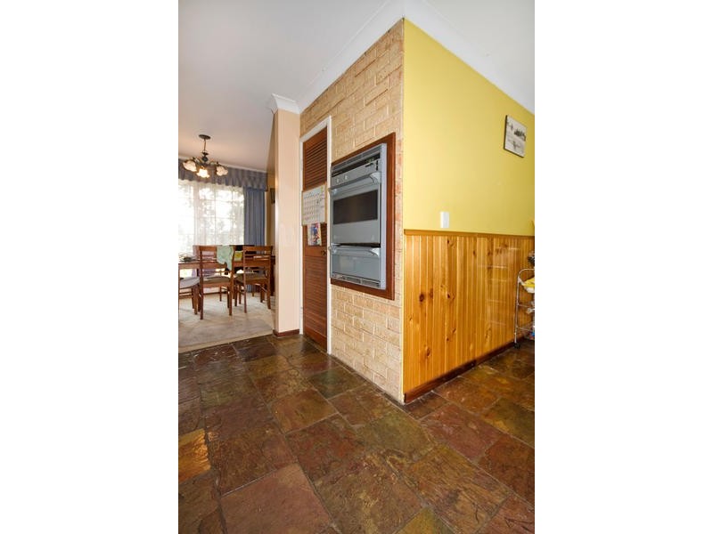 10 Magnolia Gardens, Yangebup WA 6164