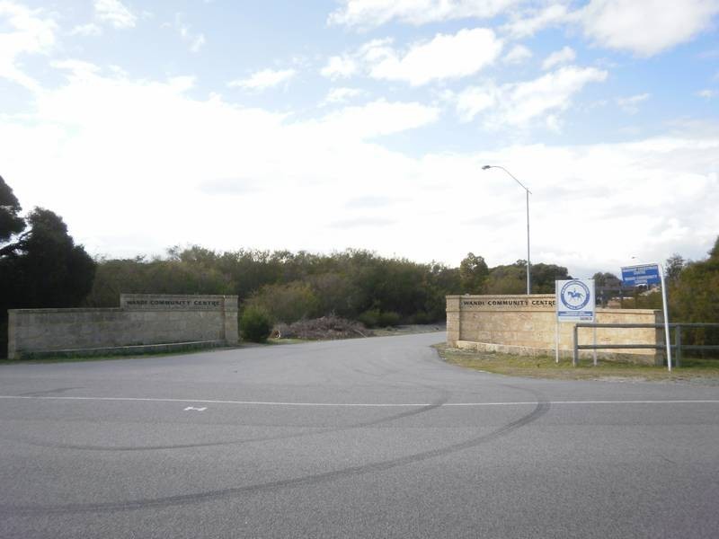 Lot 889, 330 De Haer Road, Wandi WA 6167