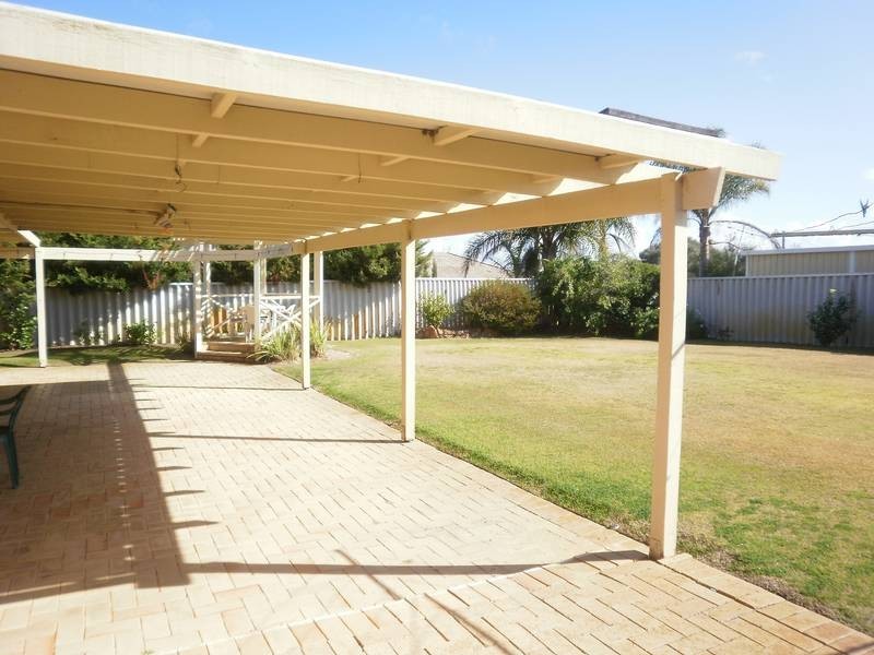 9 Wapengo Close, South Lake WA 6164