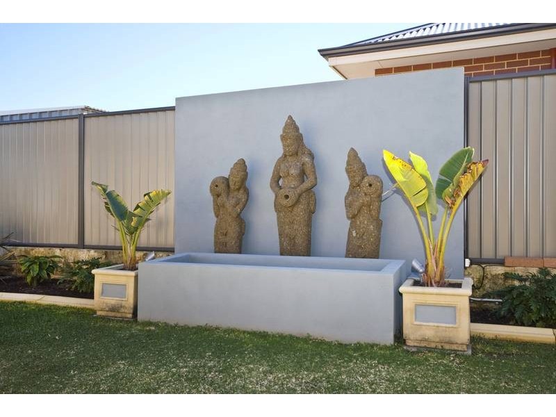 12 Knoop Drive, Byford WA 6122