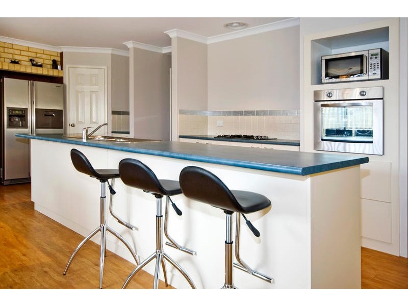 4 Bee Eater Link, Beeliar WA 6164