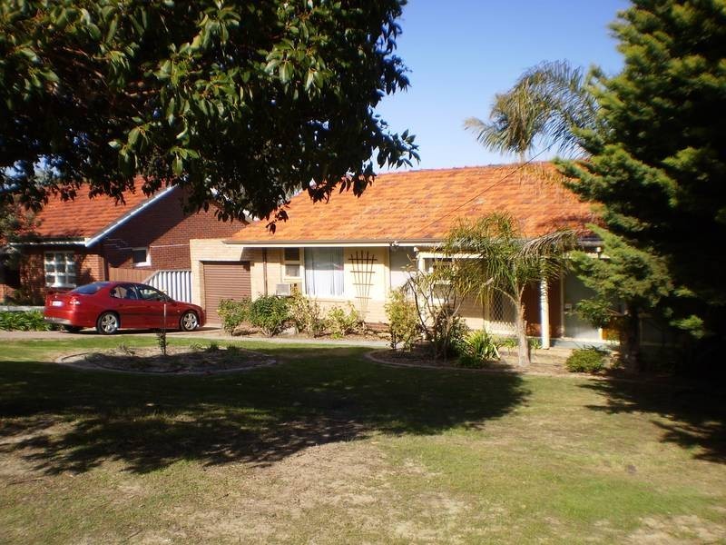 23 Arkwell Street, Willagee WA 6156