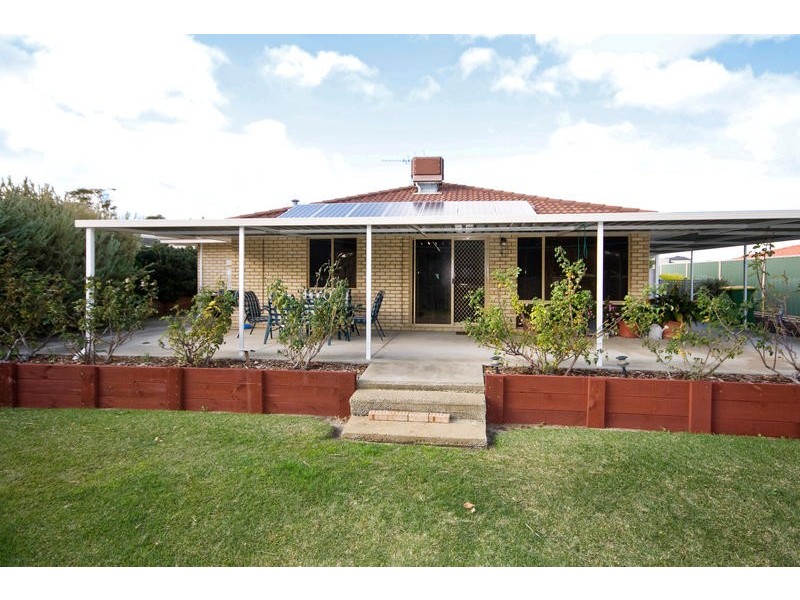 129 Yangebup Road, Yangebup WA 6164