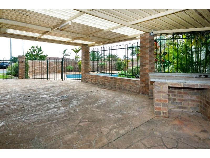 9 Iris Place, Yangebup WA 6164