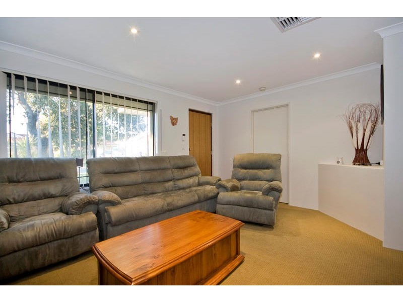 37 Drosera Loop, Beeliar WA 6164