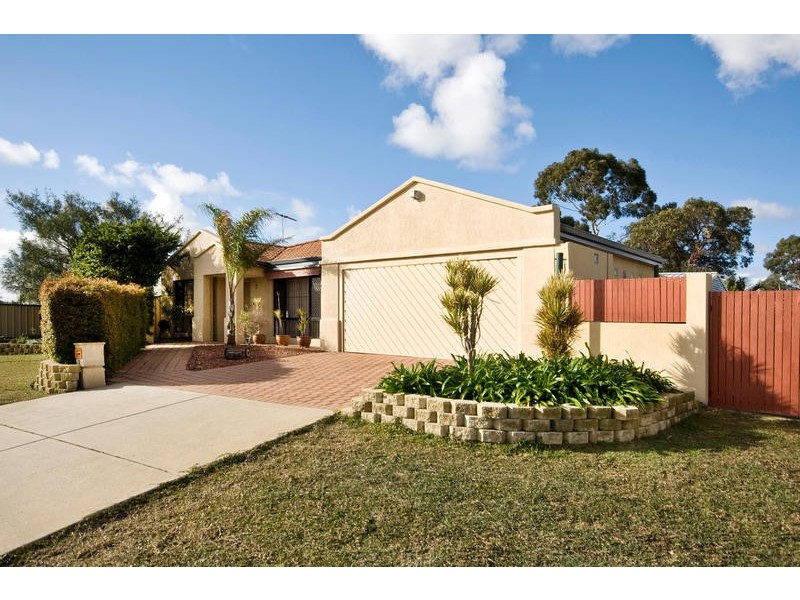 2 Bloodwood Circle, South Lake WA 6164