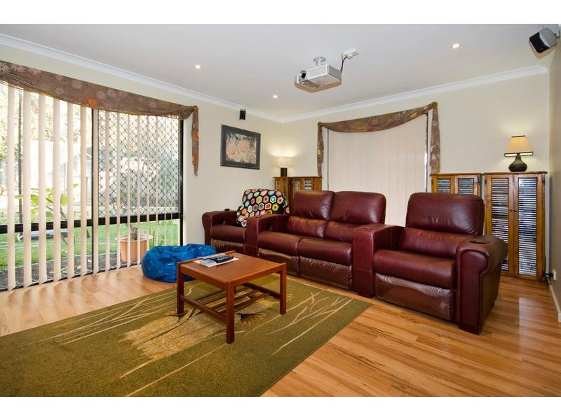 2 Bloodwood Circle, South Lake WA 6164