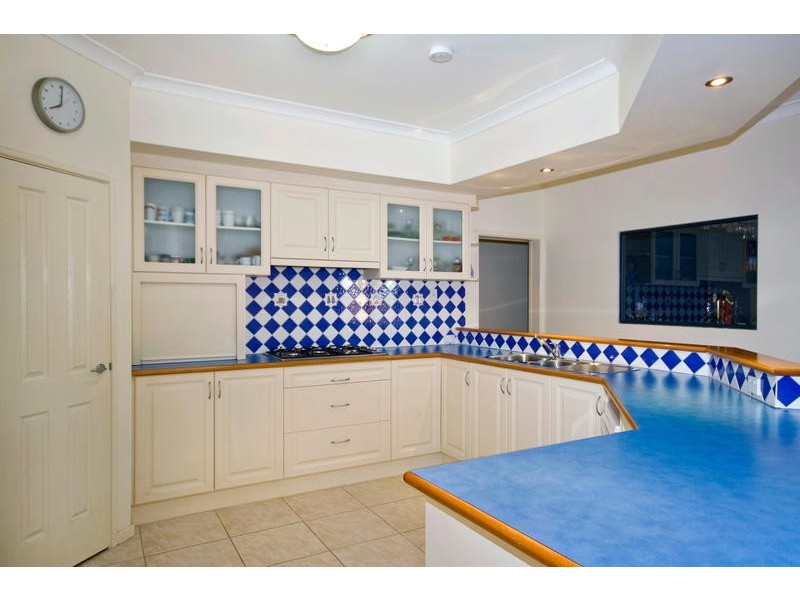 21 Zlinya Circle, Spearwood WA 6163