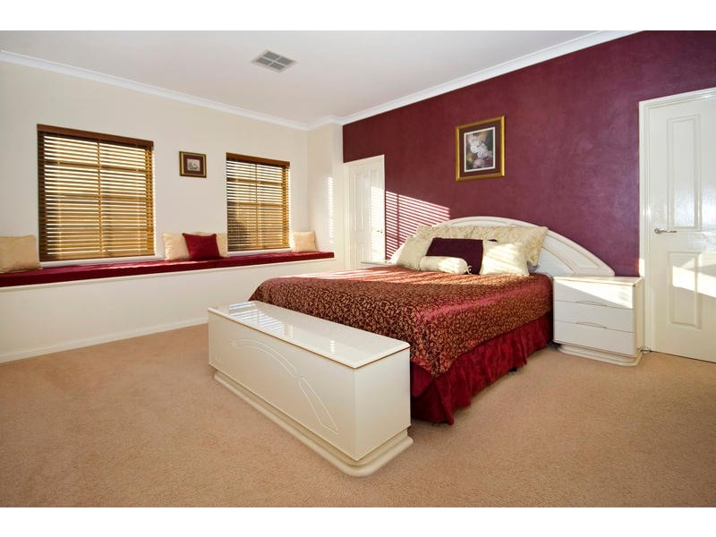 21 Zlinya Circle, Spearwood WA 6163