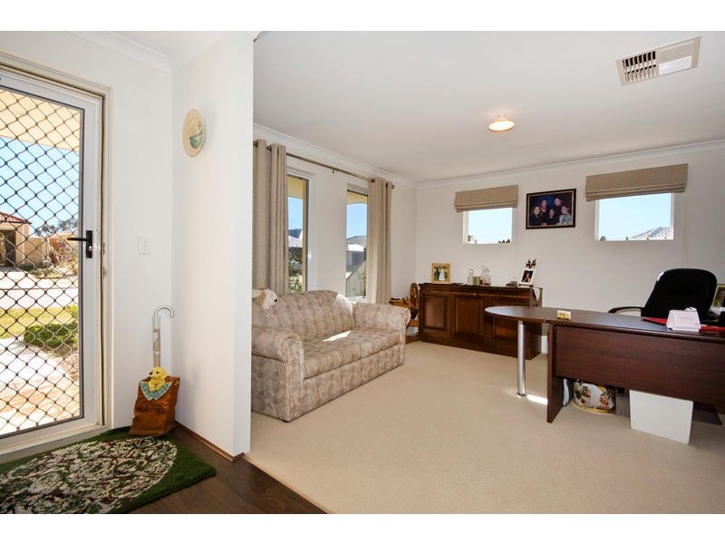 38 Kesiya Turn, Aubin Grove WA 6164
