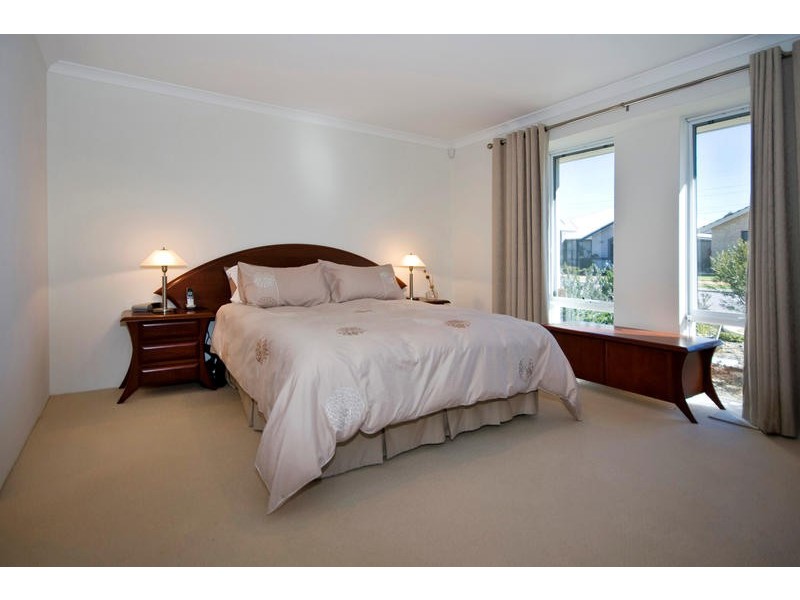 38 Kesiya Turn, Aubin Grove WA 6164