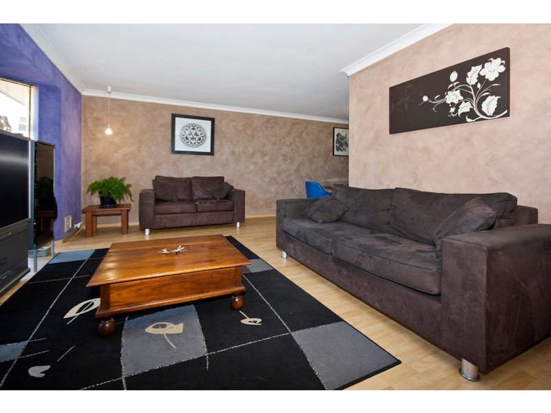 115 Elderberry Drive, South Lake WA 6164