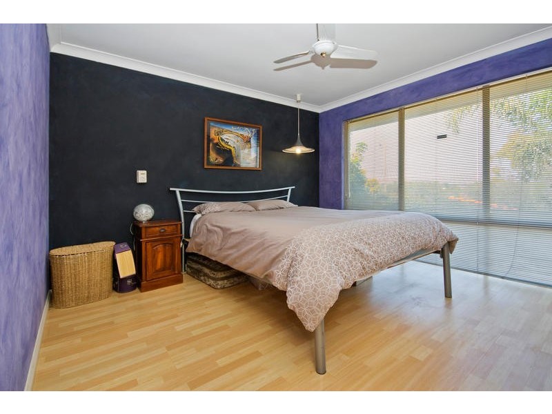 115 Elderberry Drive, South Lake WA 6164