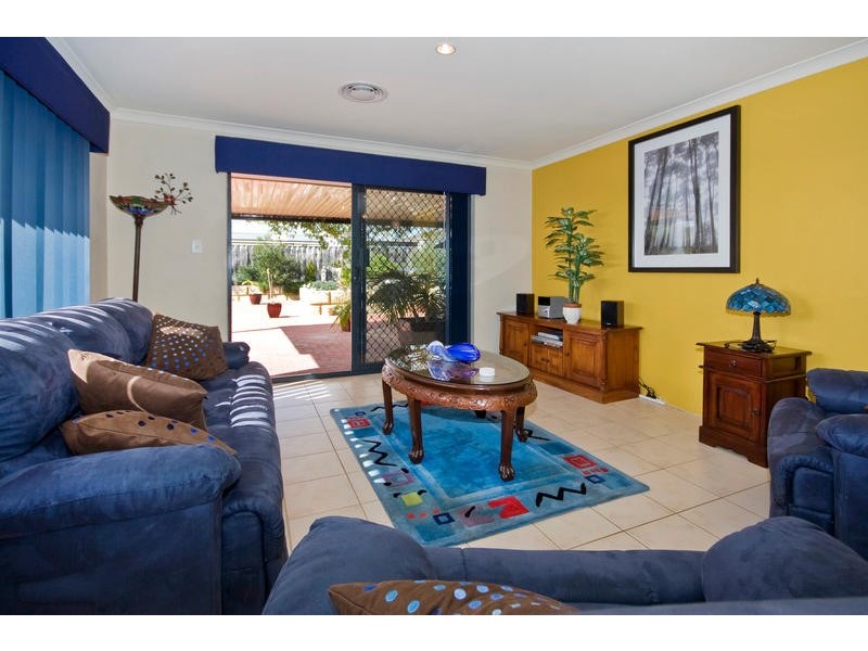 10 Wambiri Close, South Lake WA 6164