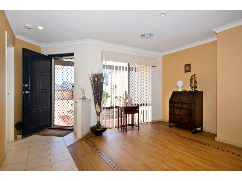 10 Wambiri Close, South Lake WA 6164