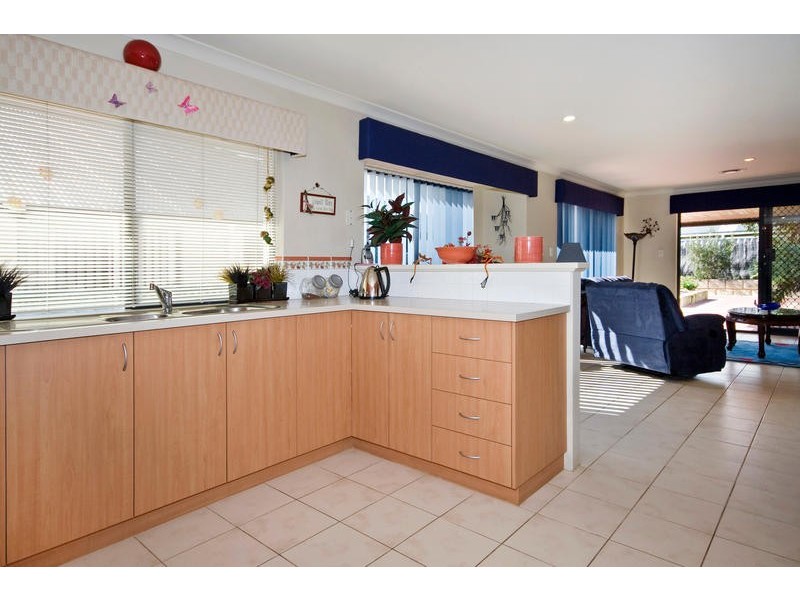 10 Wambiri Close, South Lake WA 6164