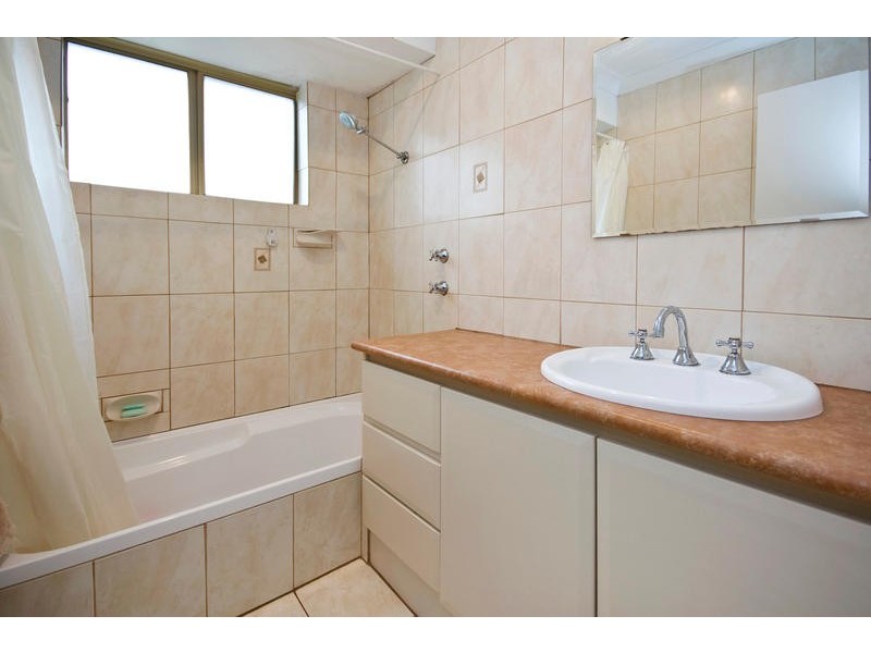 67 South Lake Drive, South Lake WA 6164