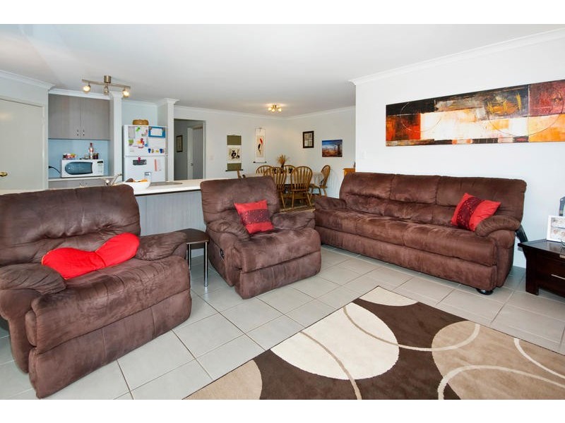 2/19 Hartley Street, Gosnells WA 6110