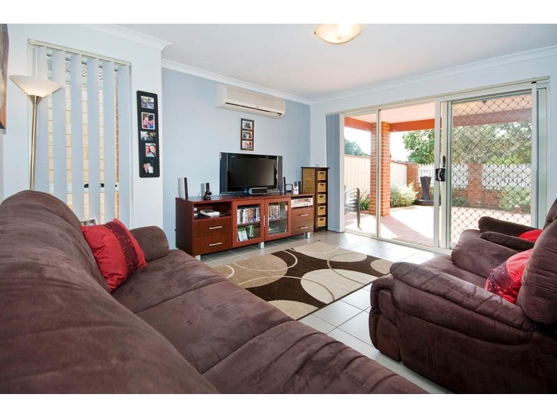 2/19 Hartley Street, Gosnells WA 6110