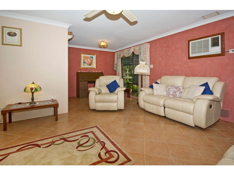 6 Bundy Court, South Lake WA 6164