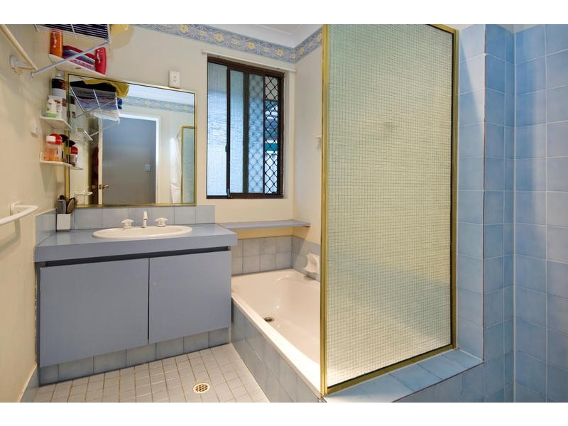 6 Bundy Court, South Lake WA 6164