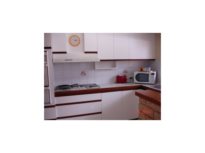 6A Crestia Court, Bibra Lake WA 6163