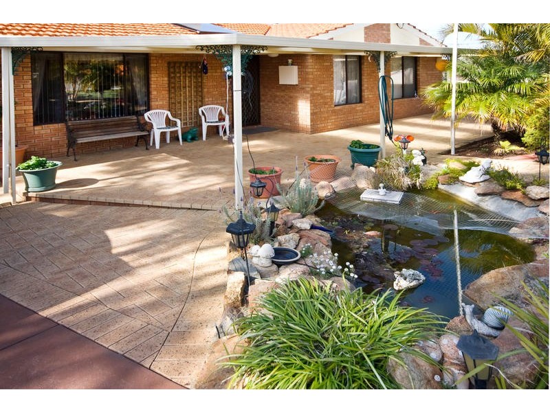 6 The Ridge, Yangebup WA 6164