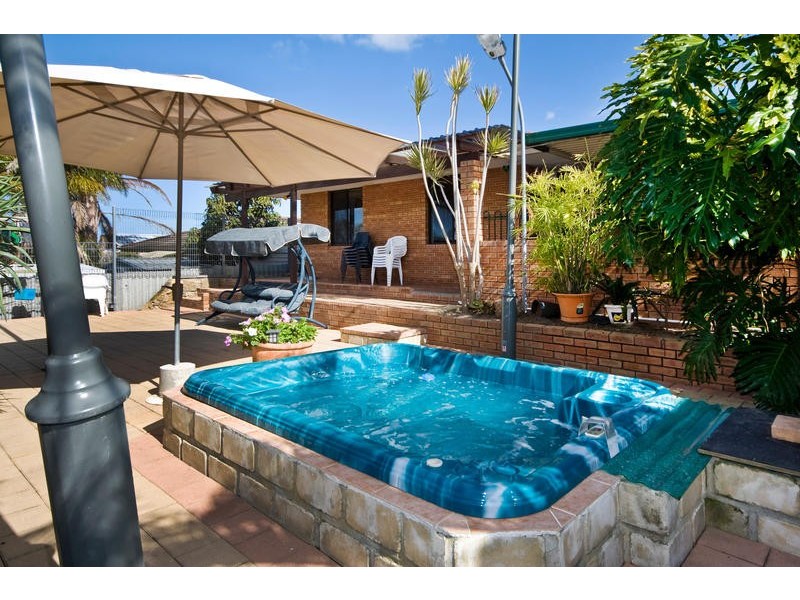 6 The Ridge, Yangebup WA 6164