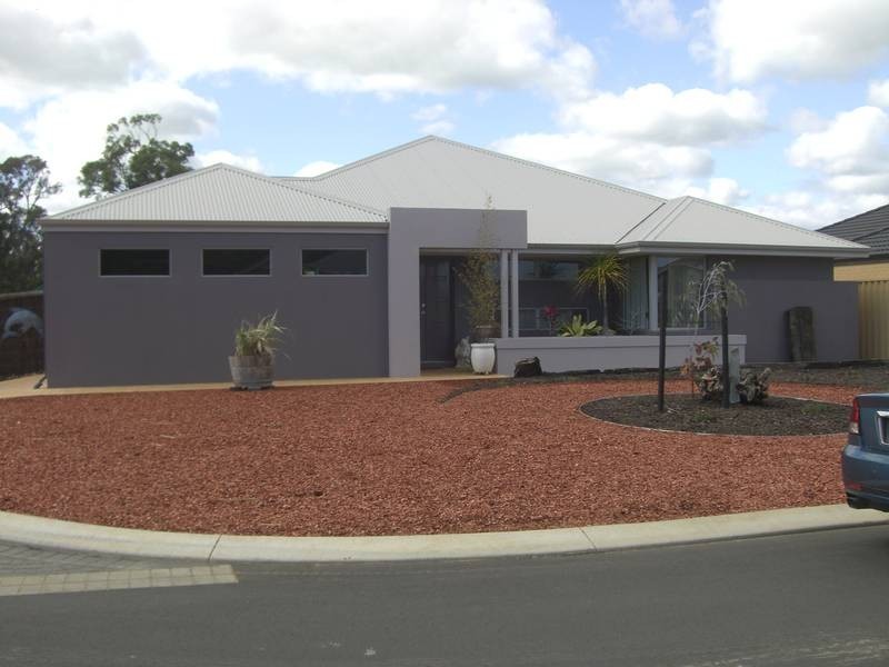 12 Occitane Way, Yalyalup WA 6280