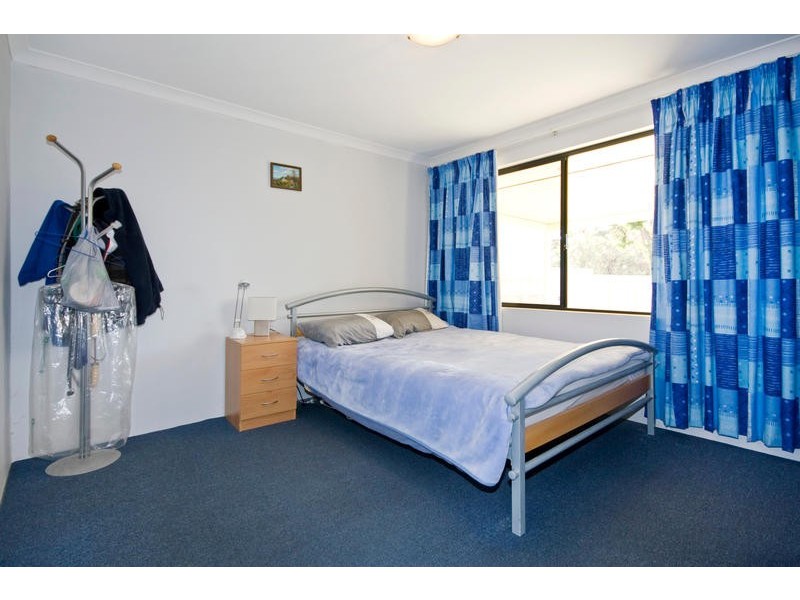 15 Provincial Mews, Bibra Lake WA 6163