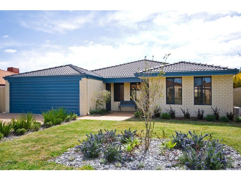 3 Beroona Way, South Lake WA 6164