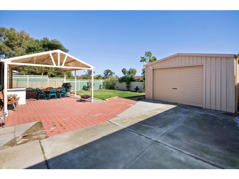 127 Yangebup Road, Yangebup WA 6164