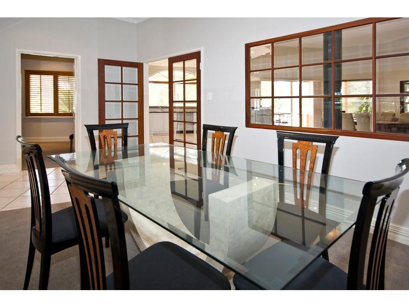 124 Foxton Drive, Oakford WA 6121