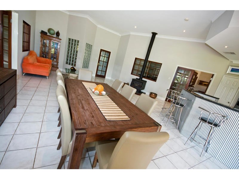 124 Foxton Drive, Oakford WA 6121