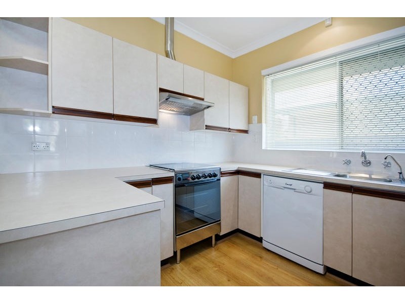 72 Ferdinand Crescent, Coolbellup WA 6163