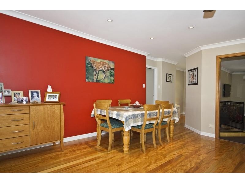 13 Larkspur Cross, Yangebup WA 6164