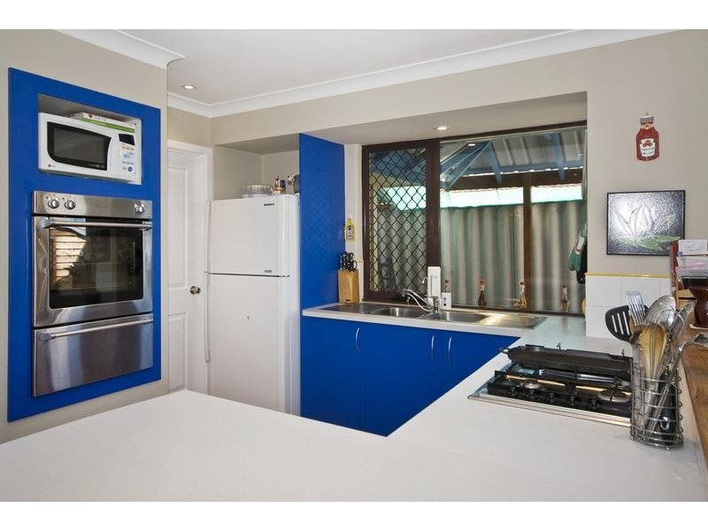 13 Larkspur Cross, Yangebup WA 6164