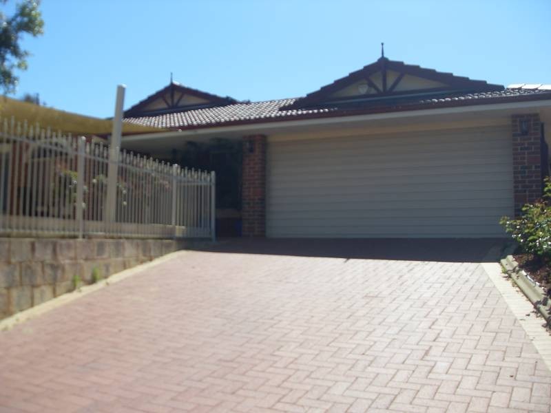 4 Bonville Glen, Jandakot WA 6164